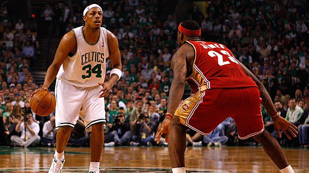 985TheSportsHub's tweet photo. Isaiah Thomas prepared for #Celtics - #Wizards Game 7 by watching the famous Pierce-LeBron duel from 2008: https://t.co/un6GJGuDdN https://t.co/MMWictexzs