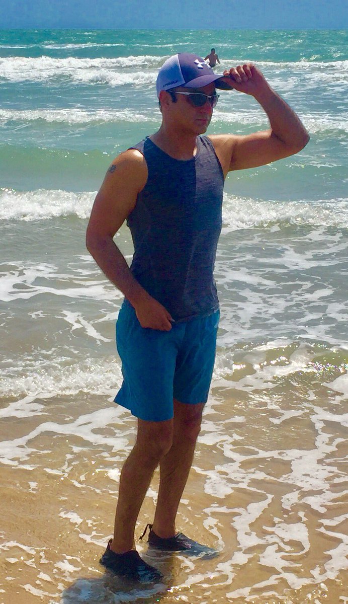 special555555's tweet photo. #Beach #southpadreisland #texas #tanning #Swimming #boating #fishing #dancing #flirting#lol https://t.co/quaIAjzxj4