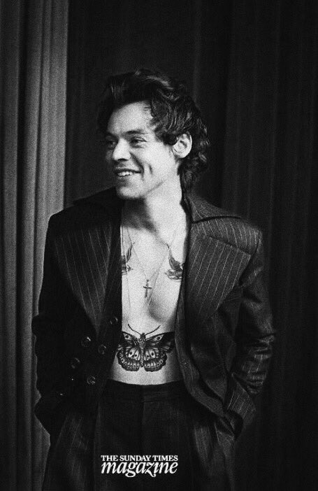 morganrubyeliza's tweet photo. THREAD: FAVOURITE HARRY STYLES PICTURES 💒🌷💓✨ https://t.co/7b6vaBTanF