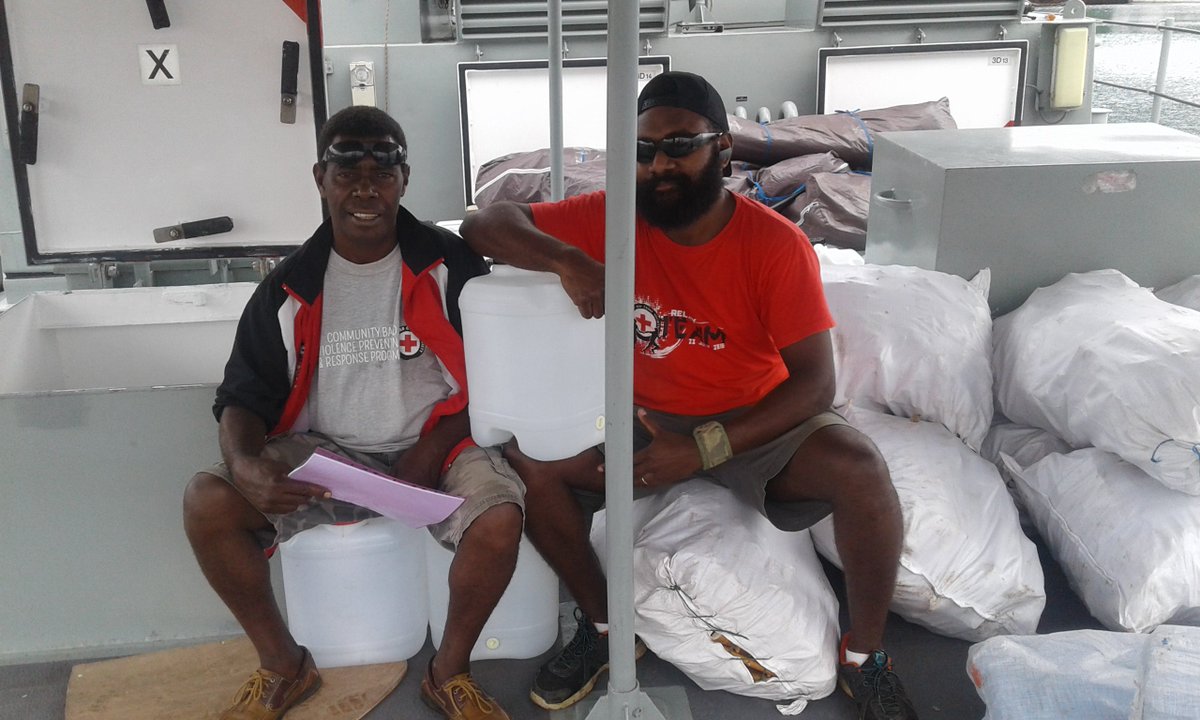 vanuaturedcross's tweet photo. .#TCDonna #cyclonedonna
VRCS first NFI relief transported by RVS Tukoro to Torba Province for TC Donna response.
https://t.co/MloT7RTkYL https://t.co/nU65kkot9p