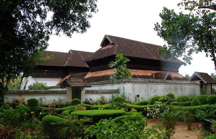 ManjishtaResort's tweet photo. The Krishnapuram Palace is a palace and museum located in Kayamkulam near Alappuzha in Alappuzha district, Kerala in southwestern India https://t.co/7uAJDBt1c9