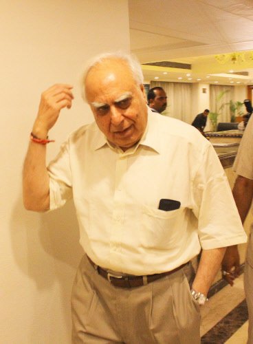 EconomicTimes's tweet photo. .@KapilSibal told the SC that 'triple talaq is going on since 1400 years, how can you say it is unconstitutional?' (ANI) https://t.co/Dow66guLl4