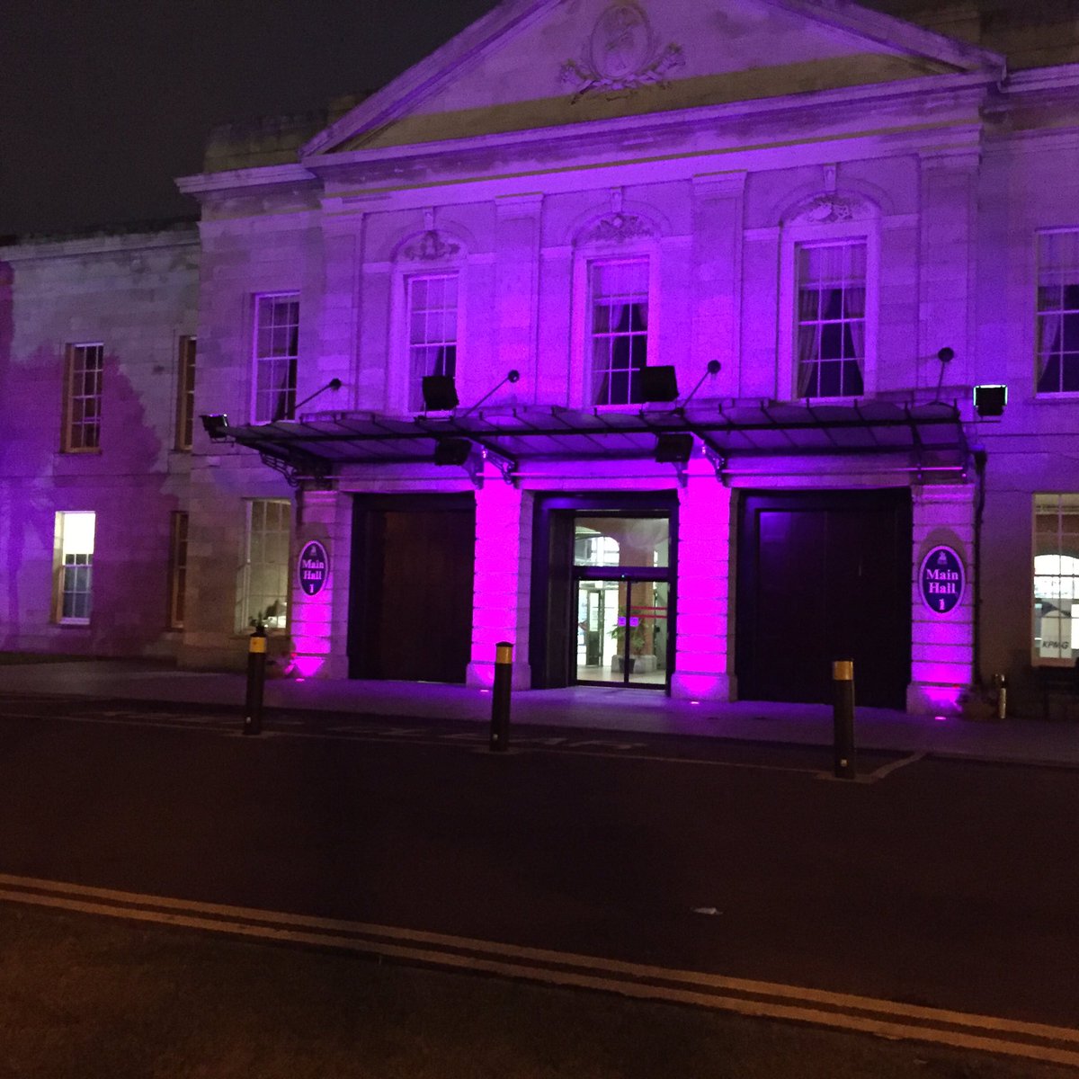 PbyrneLifepharm's tweet image. Many thanks @TheRDS for supporting #LightItUp4HD raising awareness of Huntington's  disease @HDAI_ie