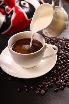 YoYoJumilla's tweet photo. Y damos la bienvenida a la mañana del #Martes con un rico desayuno en #YoYo. 
¡Te estamos esperando!
☕💪😄
#DesayunosYoyeros #Energy https://t.co/cmAMEvJdcg