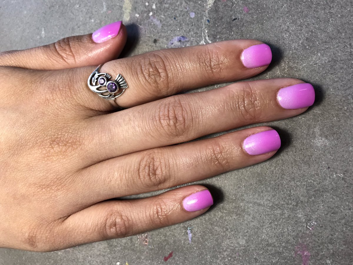 buffnwa's tweet photo. Dreamy summer ombré 😌💭🏖 https://t.co/VBvh2lCHsn