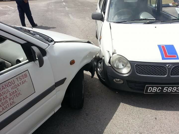 Mrhazwan_'s tweet photo. Tak lupa juga ucapan selamat hari guru kpd guru memandu. Tanpa mereka siapalah kita diatas jalan raya. https://t.co/gcWsJOLr1D