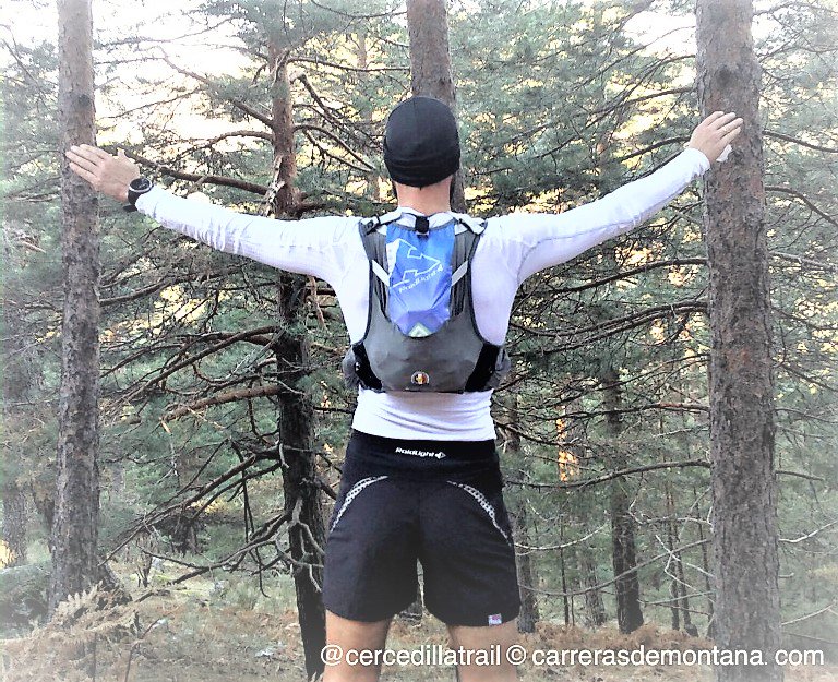 CarrerasMontana's tweet photo. ENHORABUENA @fitoparras! Ganador #Raidlightcarrerasdemontana50k. Esta mochila Responsiv 10L es tuya. Su prueba 300k https://t.co/ZSGehZcKnD https://t.co/Diy4dEXZAA