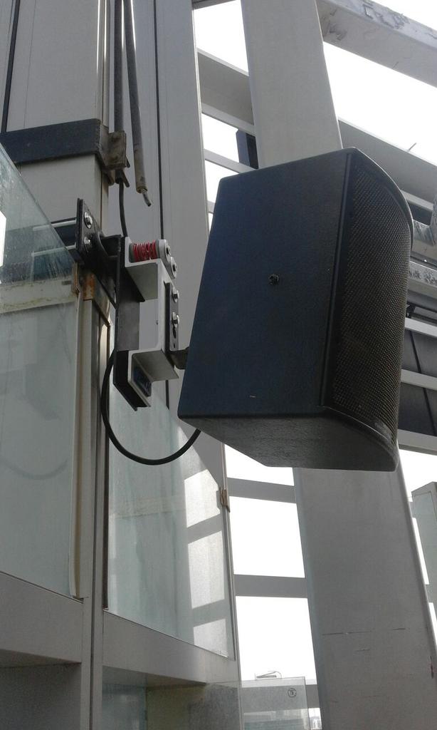 roxytocici's tweet image. Speakers AV MOUNTS by SENOR