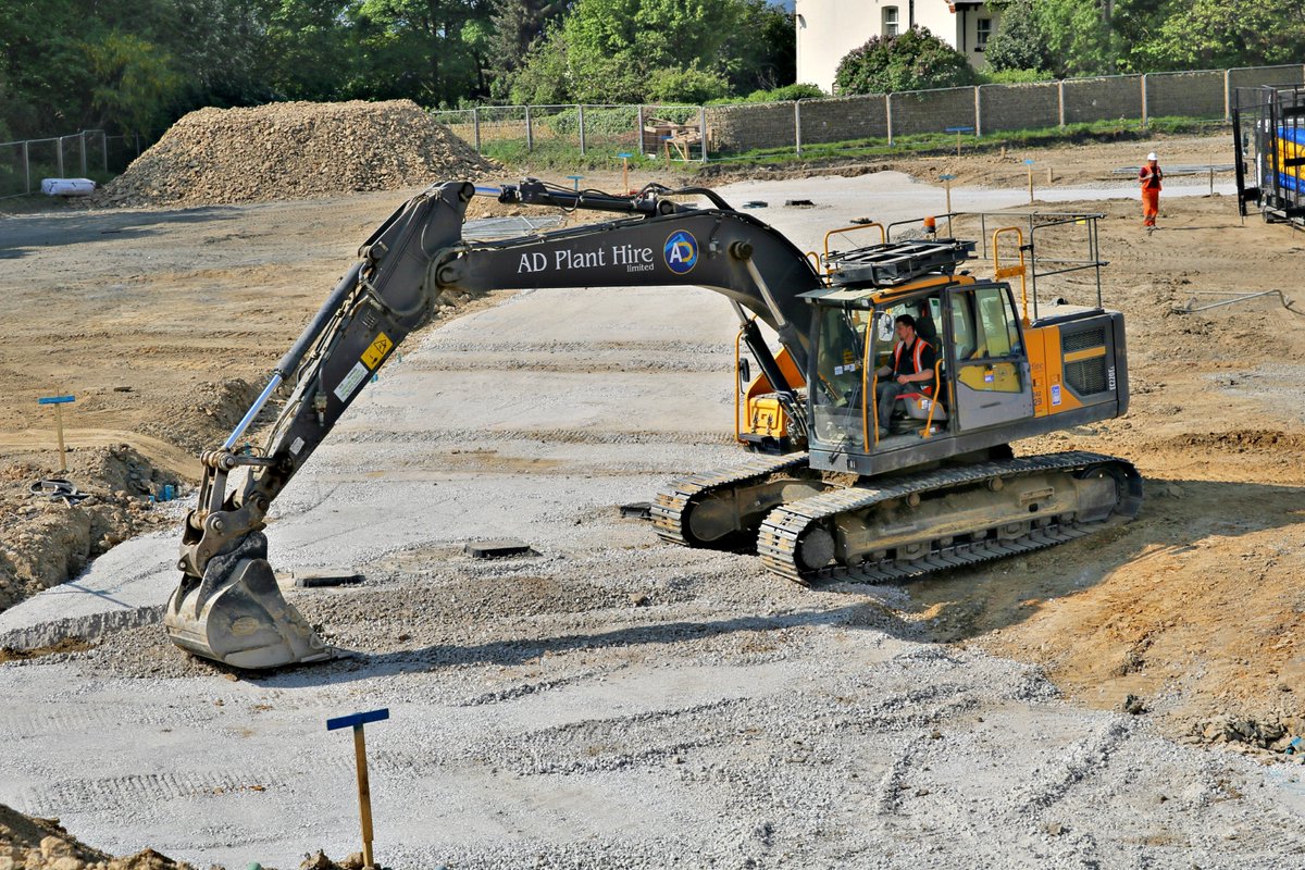 AD_PlantHire's tweet photo. Good Morning All

For competitive plant and tools rates, call us free on: 0330 0880088

#planthire #construction #Volvo #EC220EL @VolvoCEGB https://t.co/L268TuhjT3