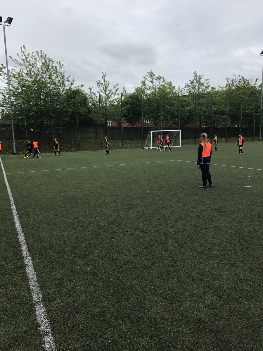 ShephalburyPark's tweet photo. Here are some pictures from the match. https://t.co/W4SwcywnX9