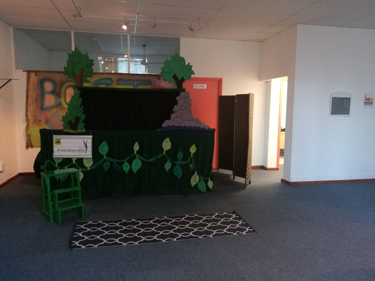 MelCohen92's tweet photo. @areppTfL is joining us today at school for some education on bullying #theatre #education https://t.co/OdAqZwwiMT