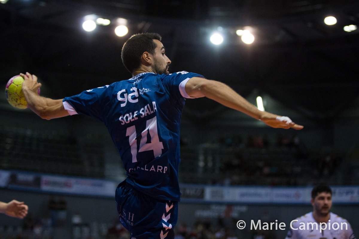 FENIX_HB's tweet photo. 📷 Quelques clichés du match FENIX Vs. @USDKDunkerque
#J23 de @LidlStarligue
#FENDUNK #WeAreToulouse https://t.co/QzWIIVX4dv