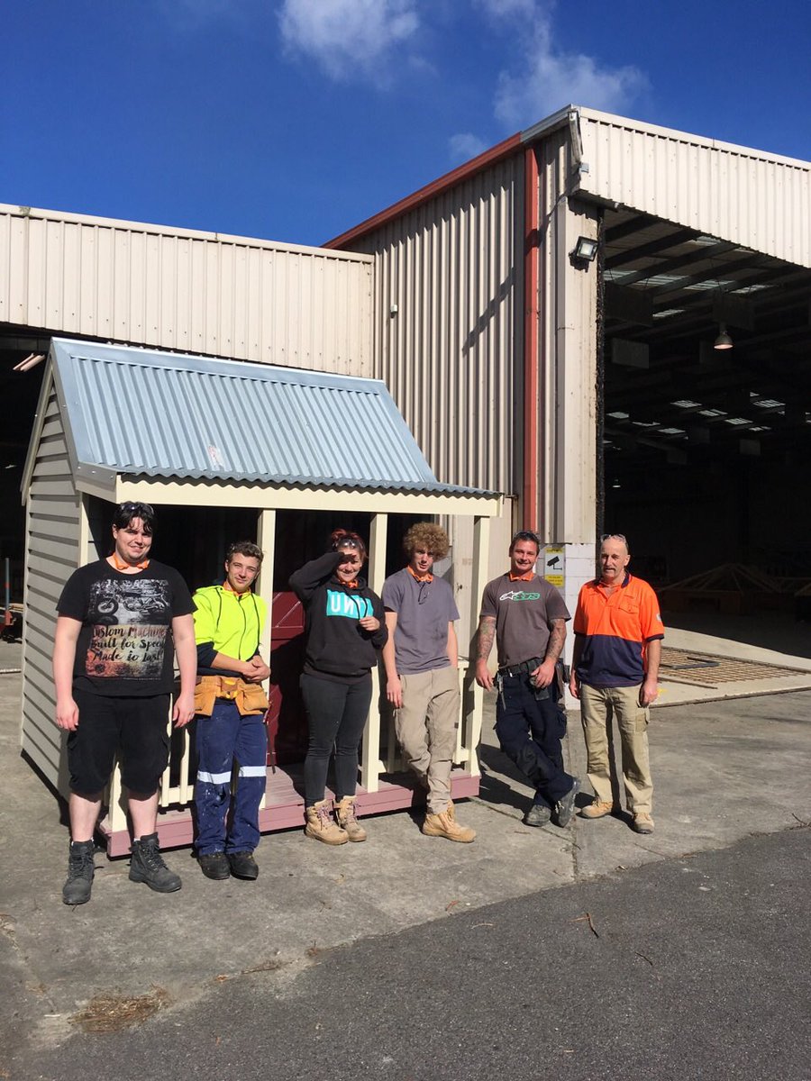 chris_parto's tweet photo. Make A Wish Foundation take delivery of cubby built by carpentry students from Fed Training @FedTrainingVic #TAFE #carpentry pre-app https://t.co/3NKlCFlzXY