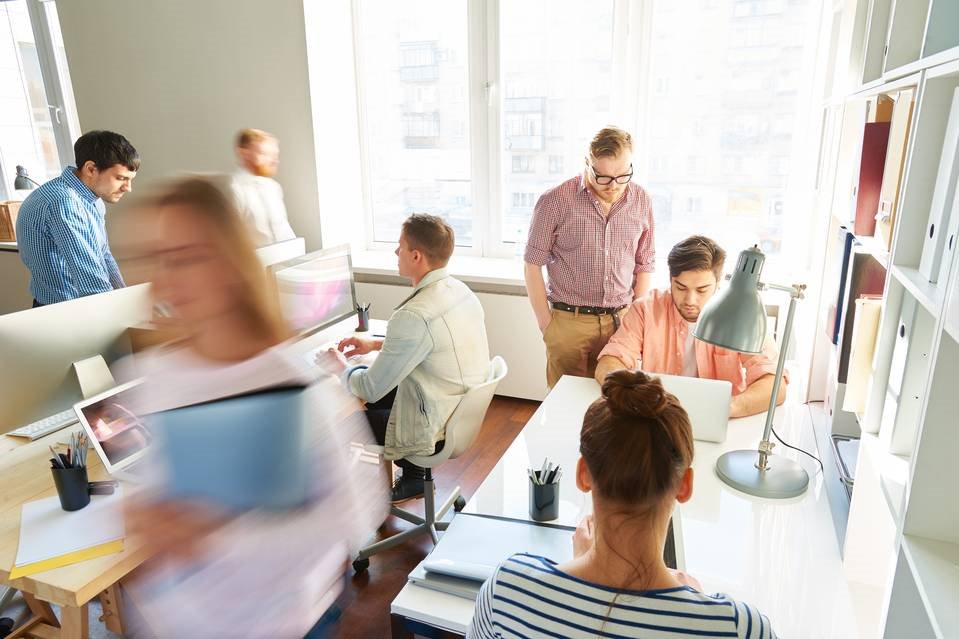 PeopleAssistant's tweet image. Goed artikel over de onvoorziene consequenties van kantoortuinen. Concentratieproblemen door #visualnoise ea - magpi.pe/sEZte