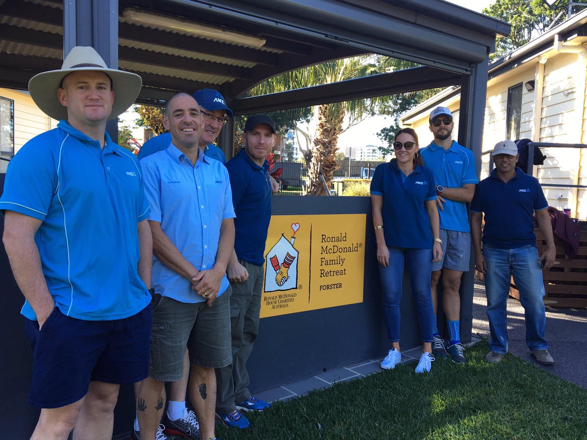 Kate Loveday tweet media