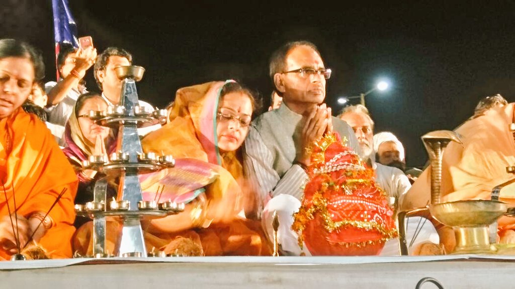 namamidevinarmade tweet media