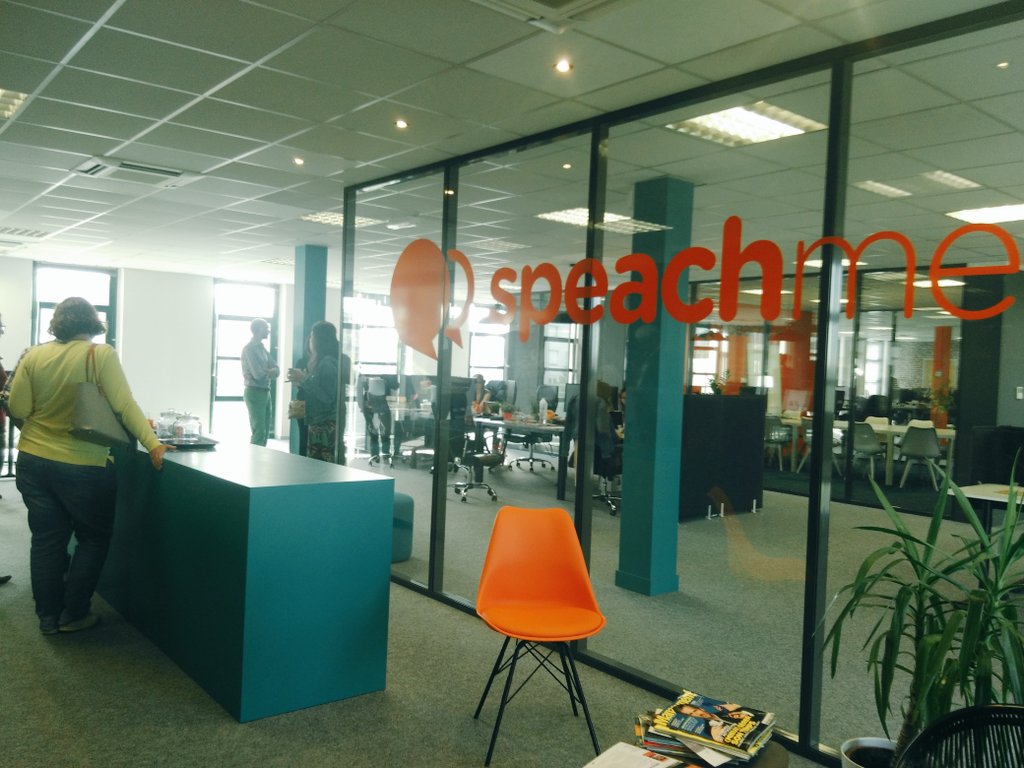 [Réseau] Ce matin nous accueillons les membres de la #CantineNantes dans les chouettes bureaux de @speachmeFR à #Nantes ! #networking ☺☕