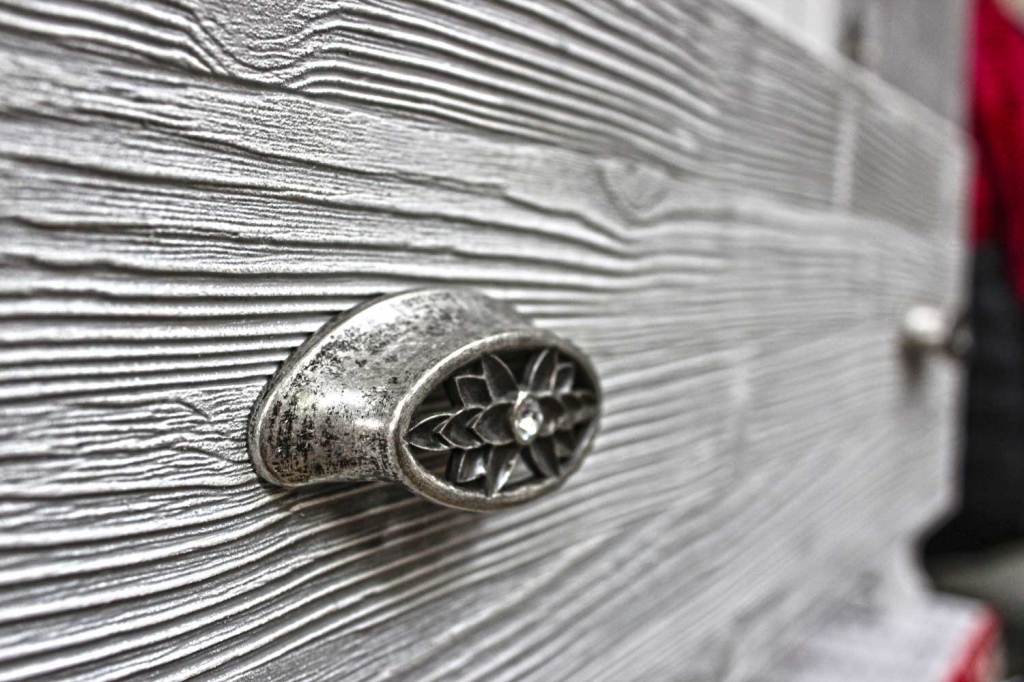 Мебель из брашированной древесины выглядит как антиквариат#мебельназаказмосква#авторскаямебельспб#авторскаямебельмосква#мебельназаказспб#GS