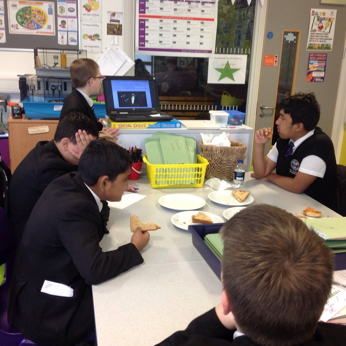 TOANWOODLANDS's tweet photo. Leon is reading our British Values out to our form, well done Leon and very well read. #ooldhamacademynorth https://t.co/rNUEtK38yx