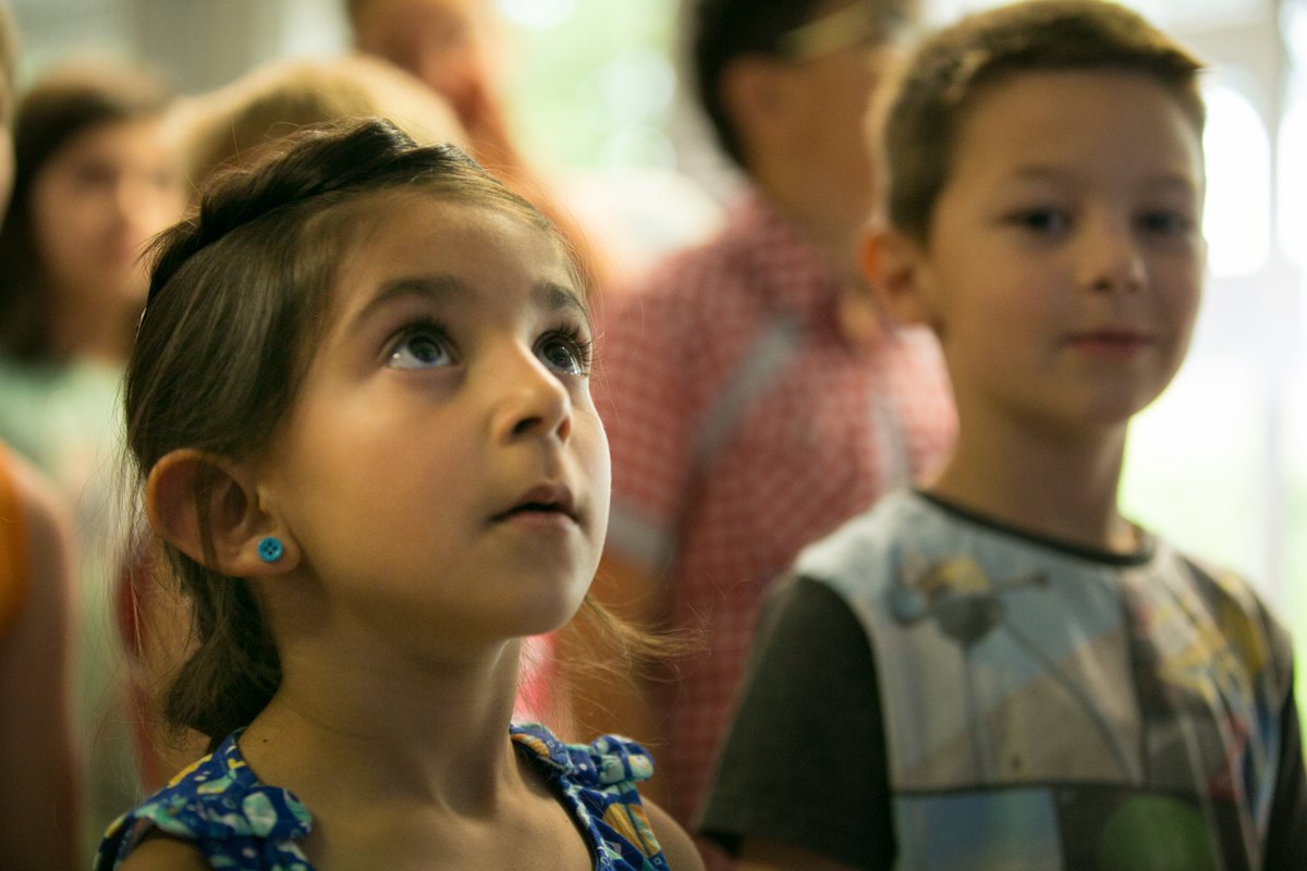 KroNcrv's tweet photo. 'De kinderen van Juf Kiet' komt op tv. Deze mag je echt niet missen! Maandag 19 juni om 20.00 uur op @NPO2 https://t.co/re5YLHv9u8