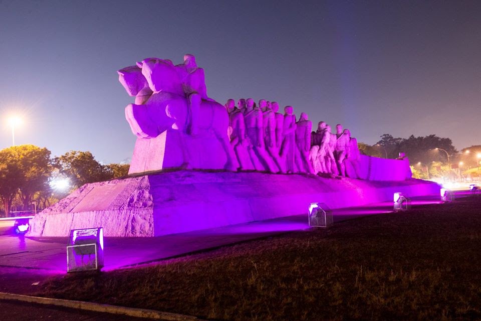 afaCrohnRCH's tweet photo. Journée mondiale des #MICI, retrouvez des monuments illuminés partout ds le monde
Partagez les sur réseaux sociaux avec le #WorldIBDday2017 https://t.co/p8A2PhR8UF