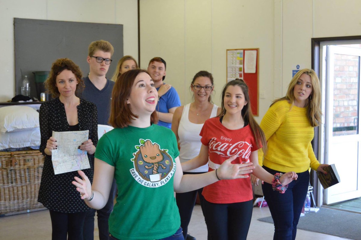AltrinchamG's tweet photo. More sneak preview photographs of rehearsals ... ANNIE opens next Monday. For tickets, ring the Box Office on 0161.928.1677 https://t.co/zhwbZOepvY