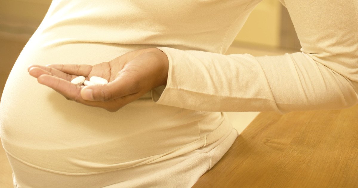 Vitamins can have a positive impact on you and your baby in pregnancy. Learn more about the benefits: ow.ly/3VD730bnZ0N