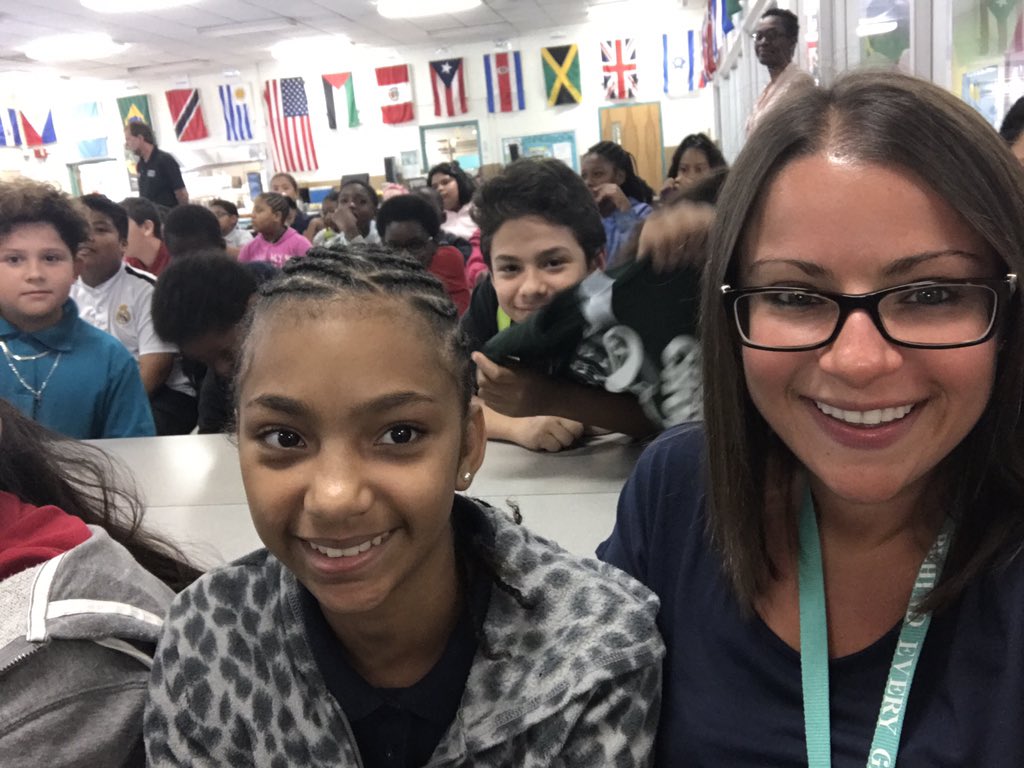AimeePerlmutter's tweet photo. Another fun morning of talking to our future Mustangs!  Thanks for having us, @wynnebrookelem! Welcome to  @JeagaMiddle!  @pbcsd https://t.co/HGgxpIApTp