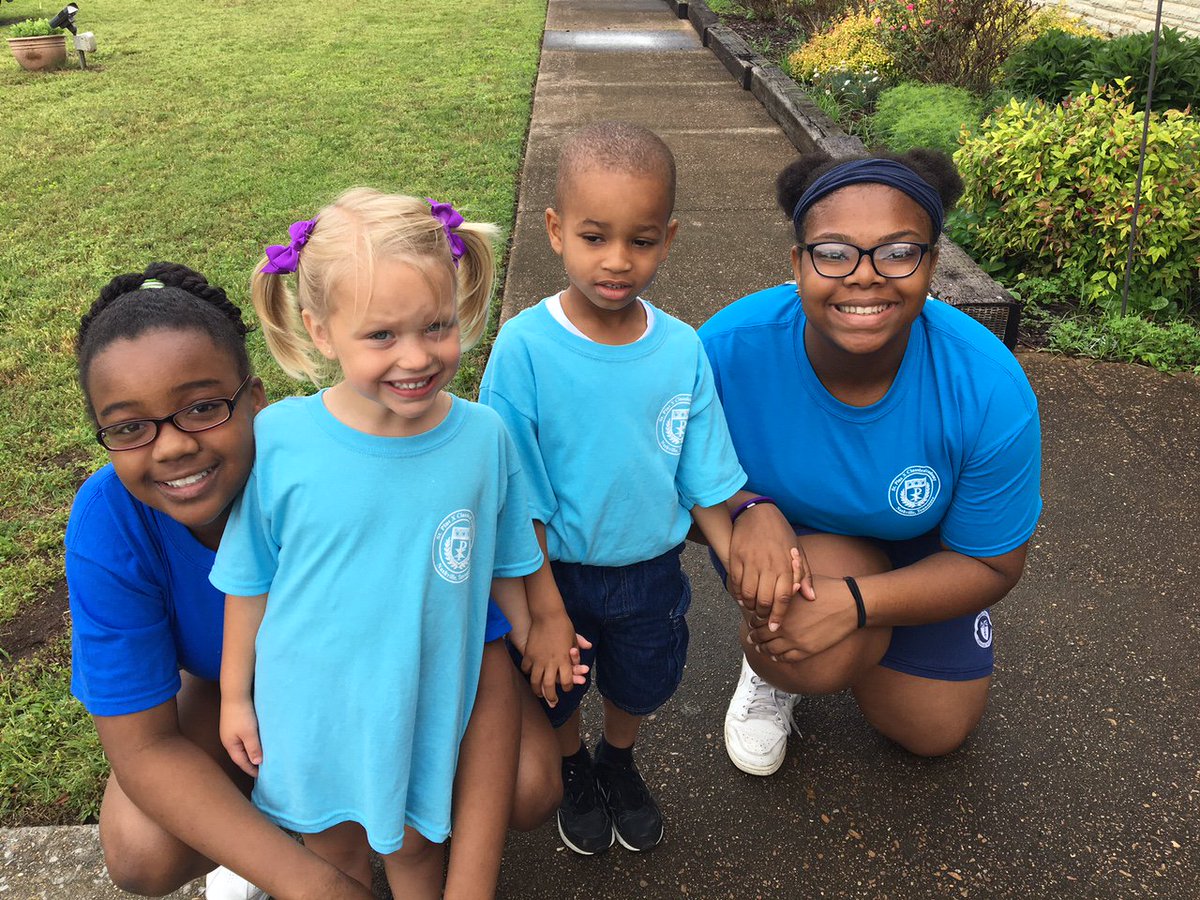 StPiusXCA's tweet photo. 7 More Days until #Summerbreak! Do they look ready? #FieldDay2017 https://t.co/WlVEKTJGou