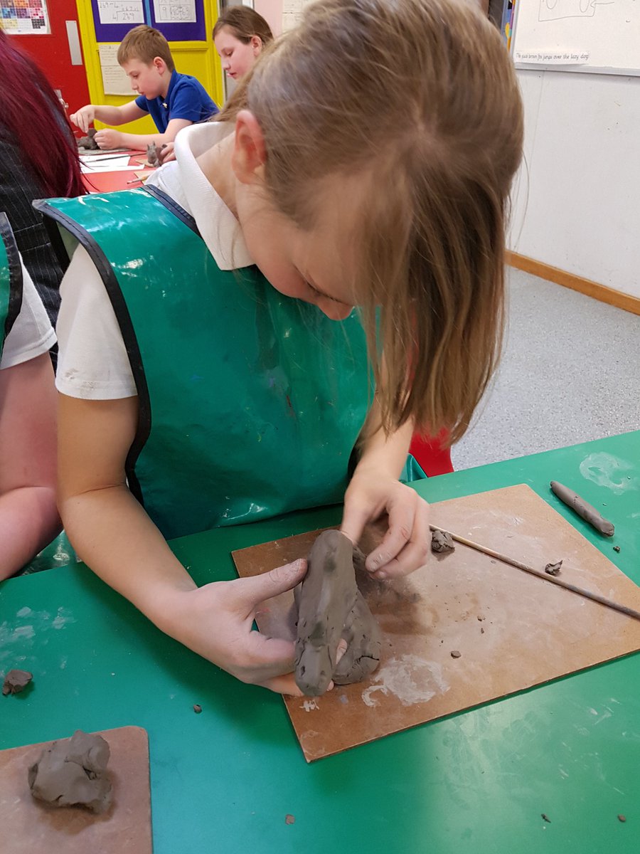 HolmePri's tweet photo. Class 5 are making creatures from Greek Myths https://t.co/JZynScWrLi