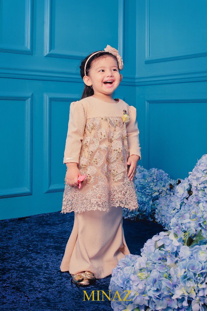 Yips on Twitter Comel betul Aaisyah dalam baju kurung Yips on Twitter Comel betul Aaisyah dalam baju kurung