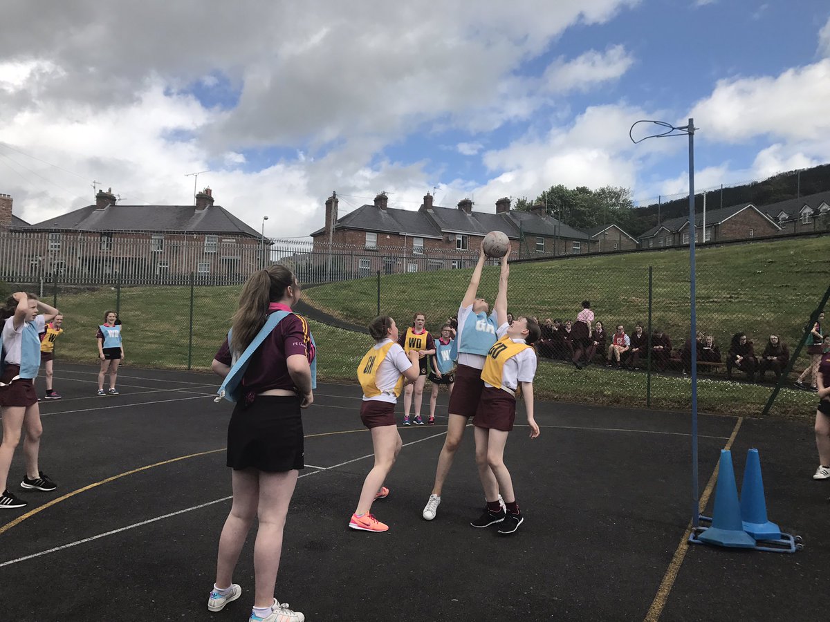 smhsnewrype's tweet photo. Some great action shots at #Year9Netball https://t.co/YBRgRSwCMi