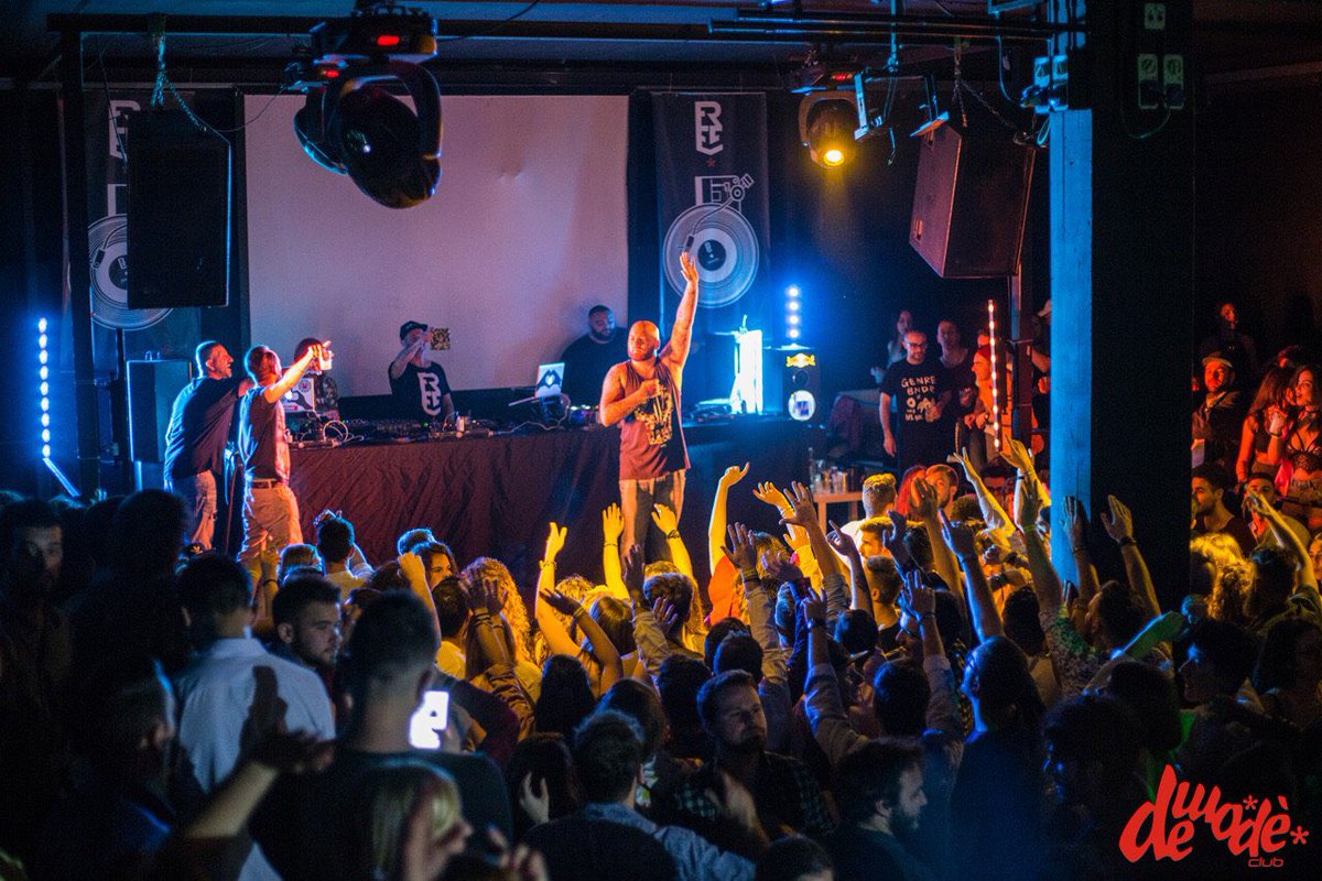 GiorgioIannelli's tweet image. 13.05.2017 | Closing Party #90Vs2000 📷 Pics by @giorgioiannelli for @demodeclub

#SaturdayNight #SpinTheCan #GivesYouWings #RedBull