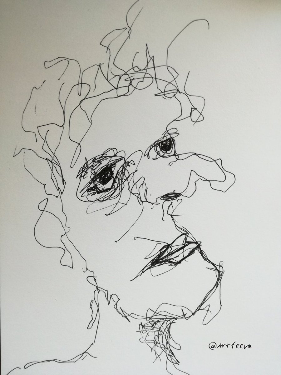 Art_Feeva's tweet photo. I am trying out a new technique. I saw Adam Riches strokes and fell in love... So I am trying get there too @adamriches22 #drawing https://t.co/Z3z7ixLSZL