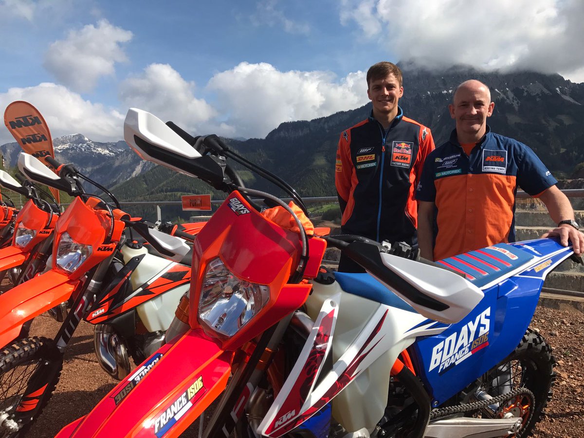 KTMOffRoadExp's tweet photo. Testing the 2018 KTM 250 &amp; 300 EXC TPI fuel injected models... what a place to do it! I have some great company too! @KTM_UK @JonnyWalker_22 https://t.co/uzTSXbMBnk