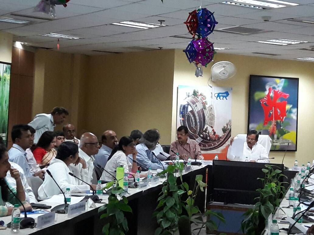 moayush's tweet photo. 2nd Inter-Ministerial meeting to review the preparedness for celebration of IDY,2017, chaired by Hon’ble MoS(IC) Shri Shripad Yesso Naik. https://t.co/VLFgLXU1ou