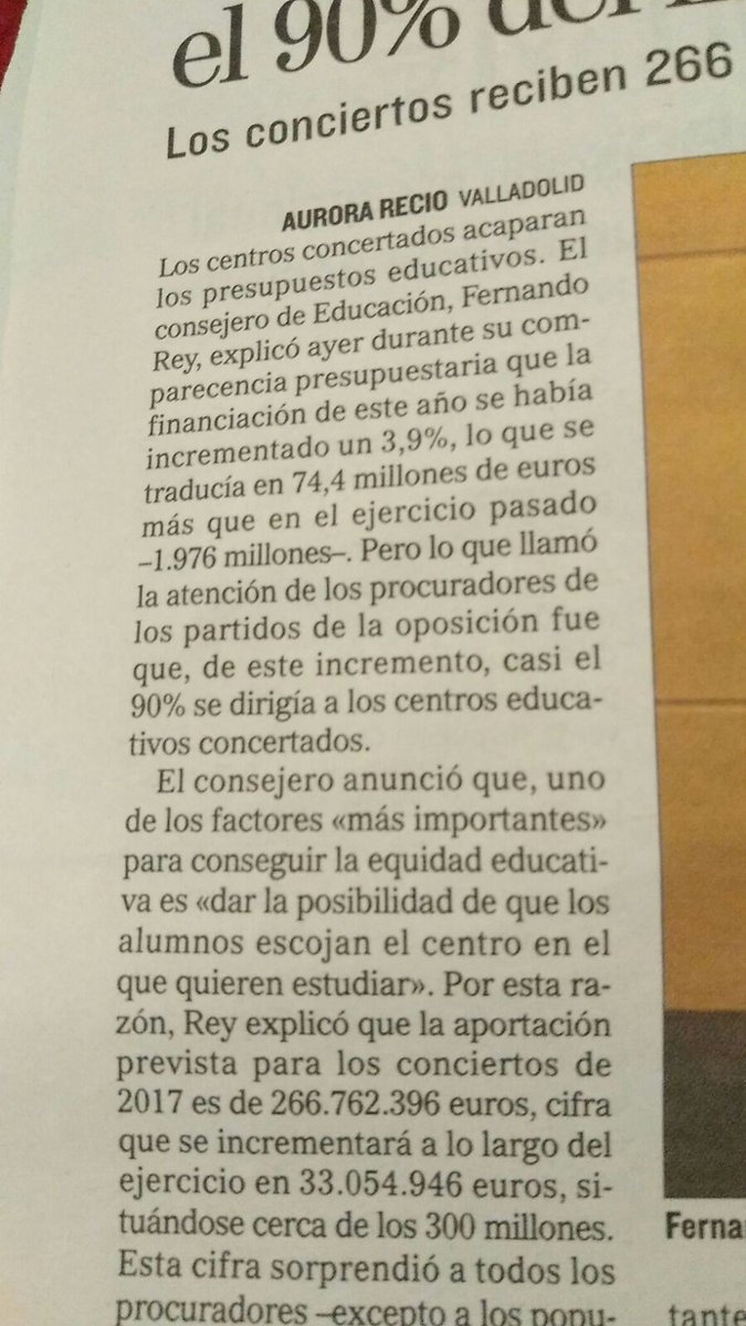 CEstudiantil_Bu's tweet photo. Recortan a la escuela pública para financiar las concertadas..
¡Basta de recortes en educación! Queremos una educación pública y de calidad. https://t.co/yYgdKLjfeN