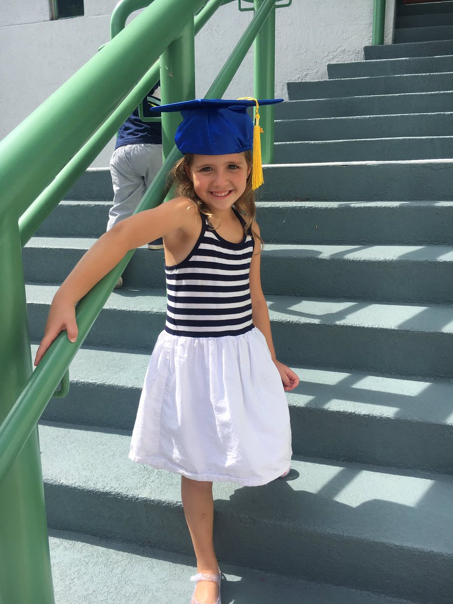 Bethany_Robins's tweet photo. This little lady is kindergaren bound in August! 🎓🐝 https://t.co/zwjmKbszpM