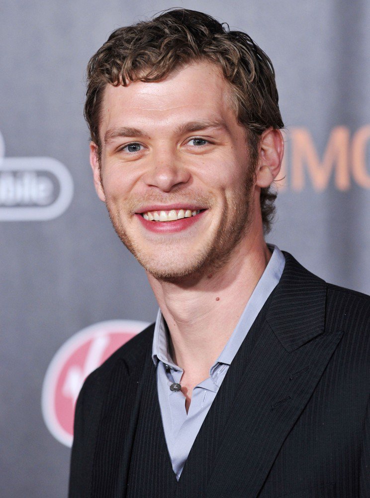 Happy Birthday Joseph Morgan 