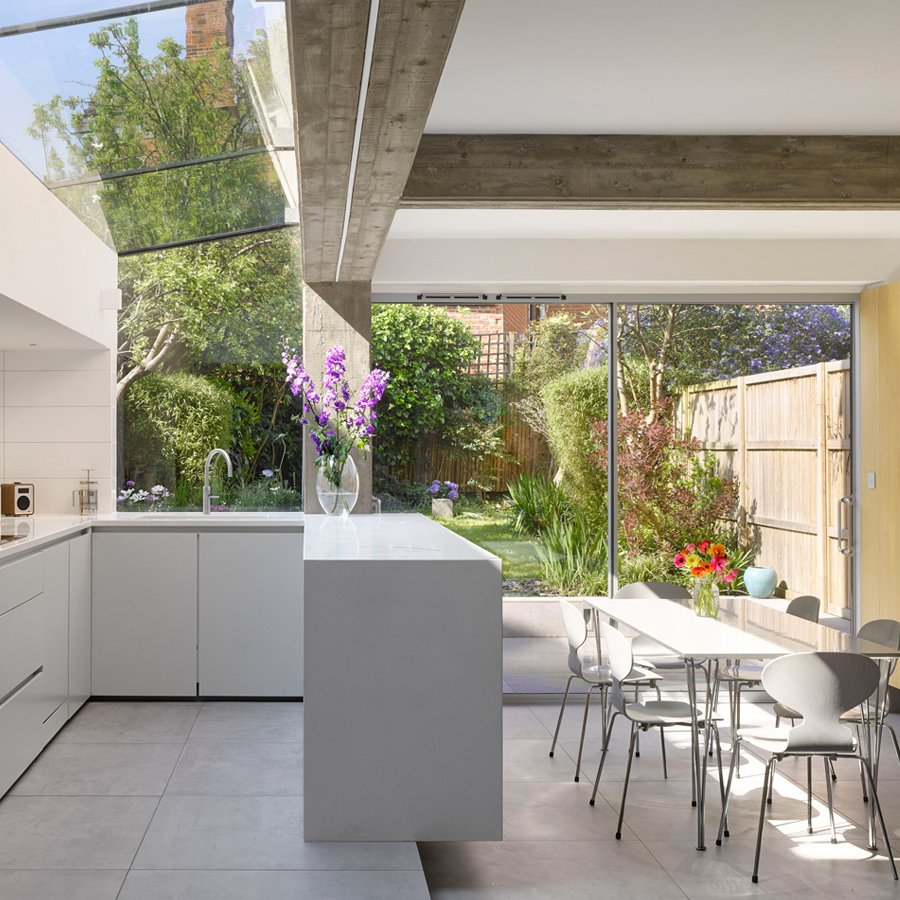 Job of the day from <a href="/dezeenjobs/">Dezeen Jobs</a> is for a Part-II architectural assistant at Paul Archer Design: on.dezeen.com/QxYdxc