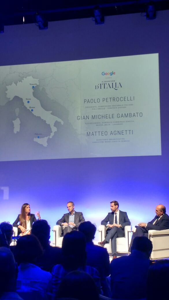 Blaizers's tweet photo. @paolopetrocelli Presidente @UNESCO_giovani presenta a #Venezia  #GoogleGrandTour progetto nato grazie alla collaborazione con @googleitalia https://t.co/JXQiLleCNi