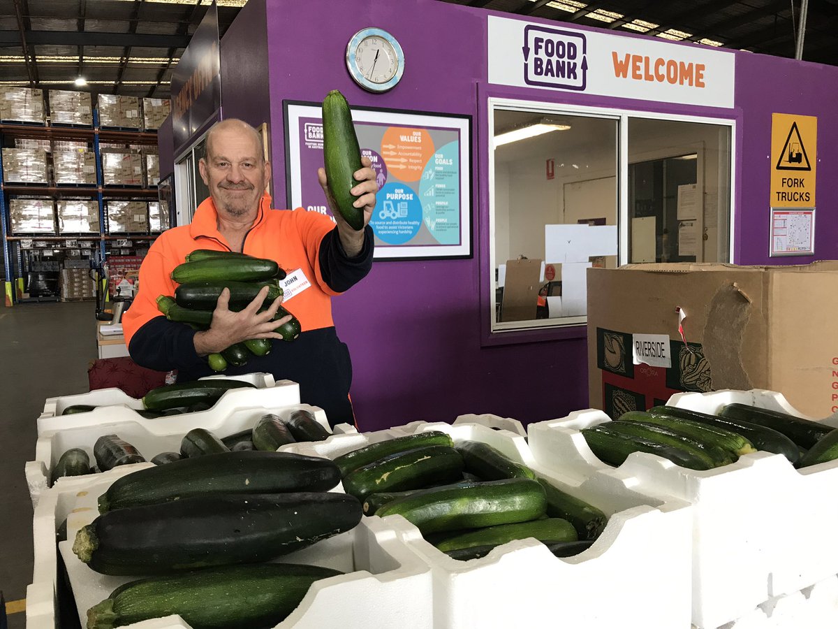 FoodbankVic's tweet image. Size doesn't matter at #Foodbank #WarOnWasteAU