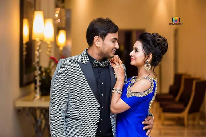 b180edfc949646e's tweet photo. @Amulya_moulya 
ಮುದ್ದಾದ ಜೋಡಿ ಸ್ಯಾಂಡಲ್ ವುಡ್ ಕ್ಯೂಟ ಕಪಲ 😍
#Amulya_moulya ಹಾಗೂ #Jagdish_RC ಅವರ Latest Pic 😘😍😎 https://t.co/YRodBxys0f