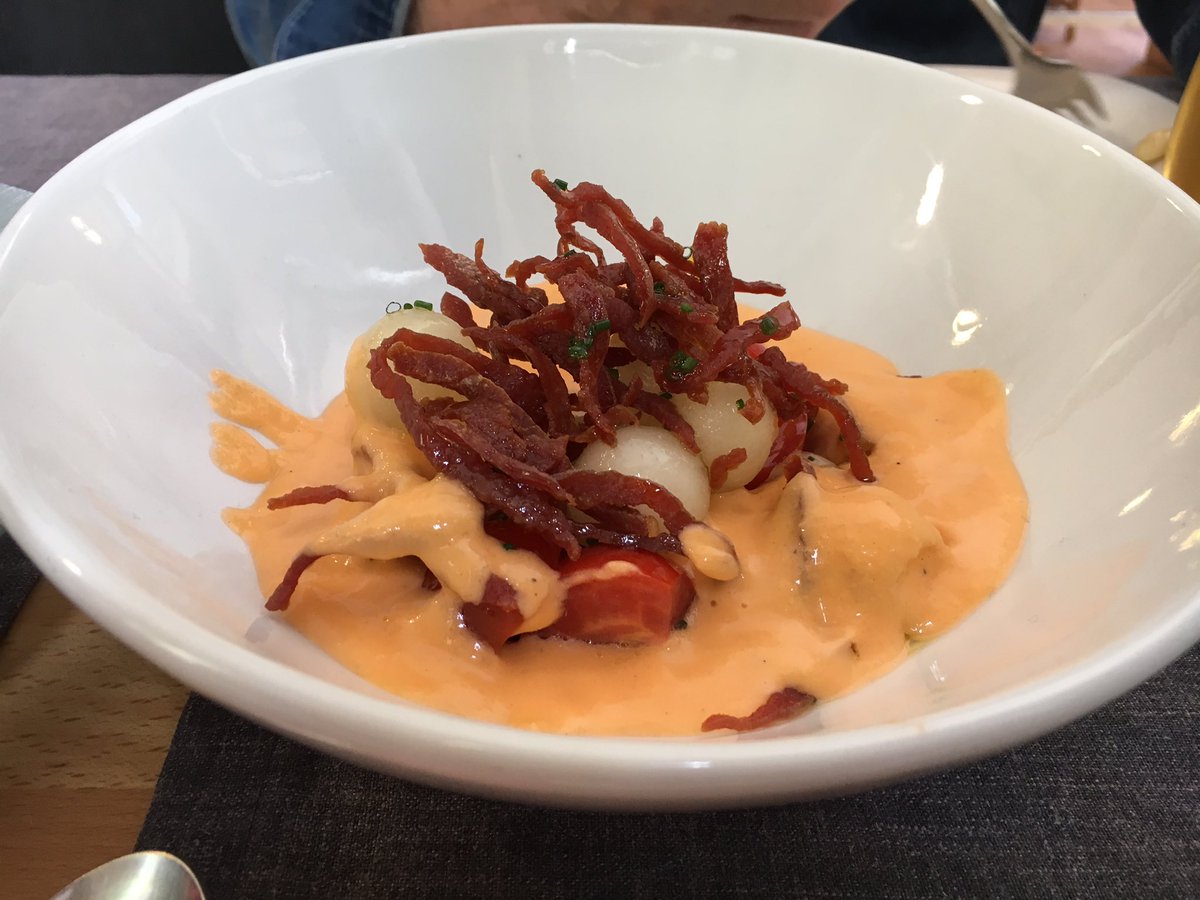 SR_MADRID_49's tweet photo. Platos Nuevos para Verano 2017 #Atún #Gazpacho #Ceviche  #Terraceo#CalleIbiza #Retiro #Fresquitos #VinoPrecioBodega https://t.co/umEx9CgKxJ