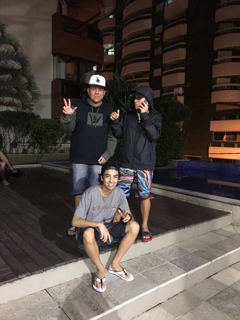 murilloverdelli's tweet photo. amo vocês seus pilantrinha do krl... ❤️ #chamafio #VCMEARRANHA #dequebradinhaa https://t.co/aOklz2mgiE