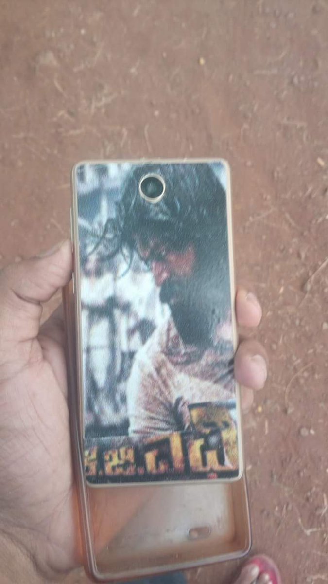 FCNIMMAYASH's tweet photo. KGF MOVIE CRAZE https://t.co/JUJbMaylIv
