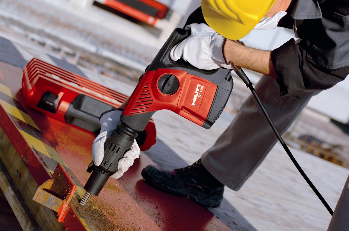 We ❤️ this basics of hammer drilling video by <a href="/HiltiGB/">Hilti Great Britain</a> bit.ly/2qMxRSS