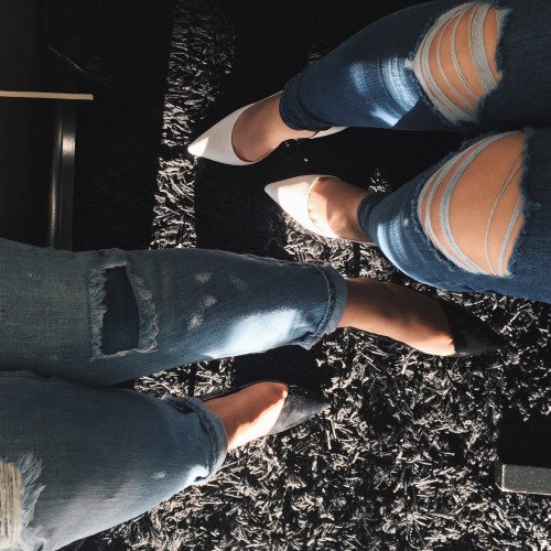 Ben güzel şeyler duymak istiyorum demedim ki 
Sesini duymak istiyorum, o kadar...( Tomris Uyar )