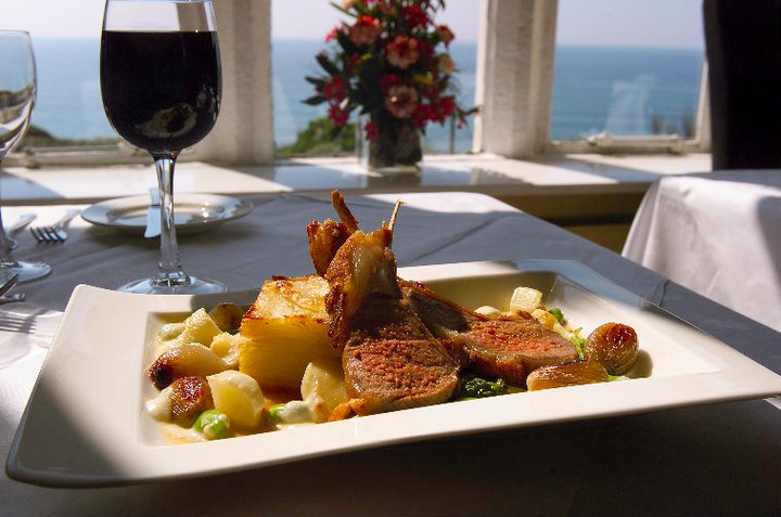 I can't think of a better view for lunch! 
Hotel by the sea 
<a href="/WhitsandBay/">Whitsand Bay Hotel</a> #cornwall