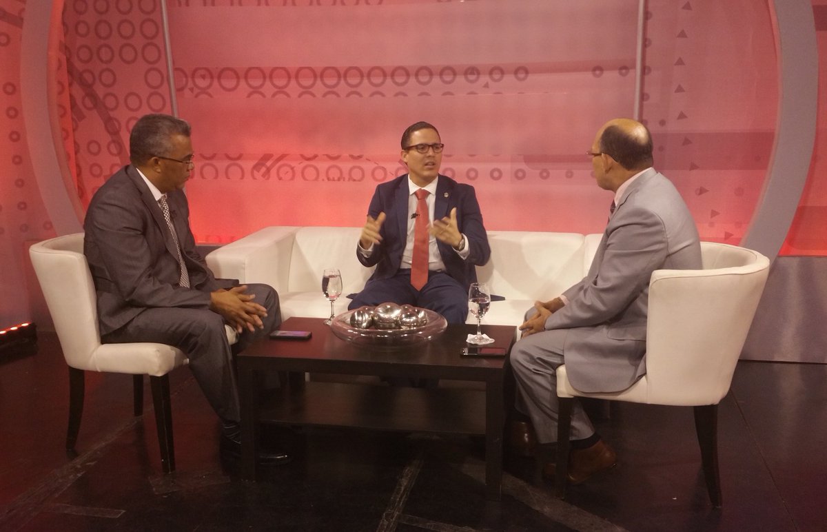 resumenmatinal's tweet photo. #AHORA en #ResumenMatinal conversamos con @jeanluisrj  diputado de la provincia El Seibo. @PRM_Oficial @Resumen_Final @DarioMedranoR https://t.co/pAlIXZ4XzP
